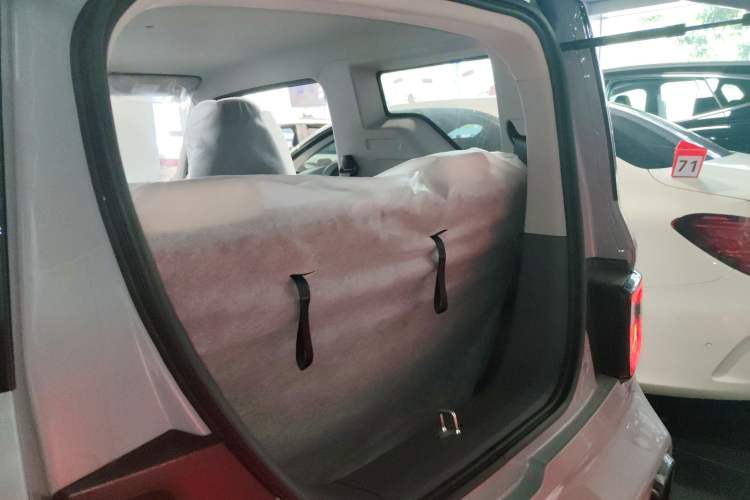 Used Geely Galaxy Panda 2025 210km Panda Kart Trunk