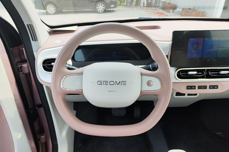 Used Geely Galaxy Panda 2025 210 km – Yuanqi Bear Steering Wheel