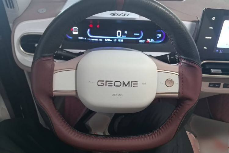 Used Geely Galaxy Panda 2025 210 km – Yuanqi Bear Steering Wheel