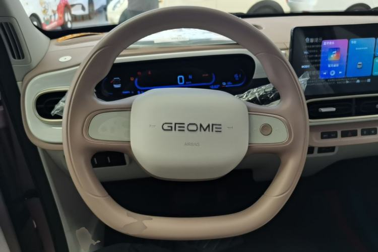 Used Geely Galaxy Panda 2025 210 km – Yuanqi Bear Steering Wheel