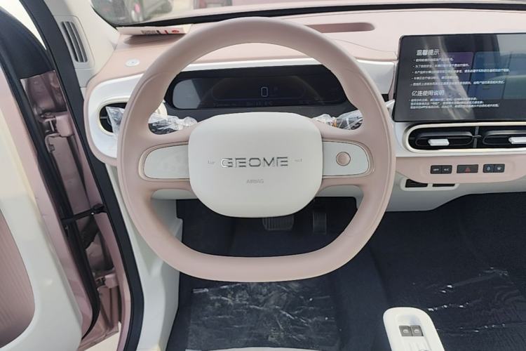 Used Geely Galaxy Panda 2025 210 km – Yuanqi Bear Steering Wheel