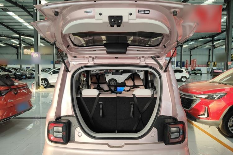 Used Geely Galaxy Panda 2025 210 km – Yuanqi Bear Trunk