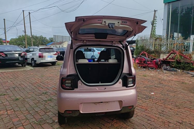 Used Geely Galaxy Panda 2025 210 km – Yuanqi Bear Trunk