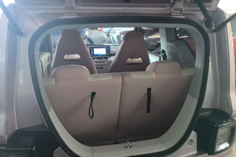 Used Geely Galaxy Panda 2025 210 km – Yuanqi Bear Trunk