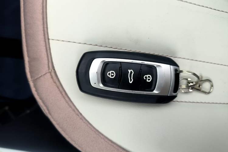 Used Geely Galaxy Panda 2025 210km Panda Kart Vehicle Key
