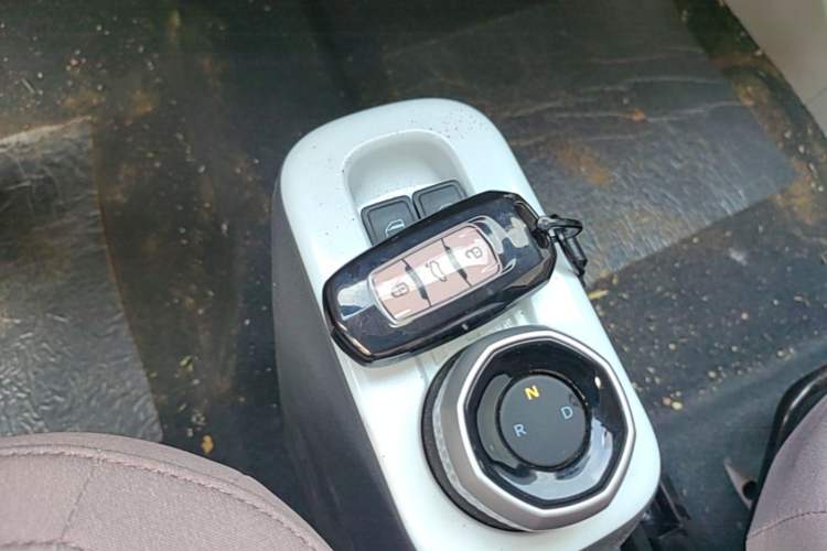 Used Geely Galaxy Panda 2025 210 km – Yuanqi Bear Vehicle Key