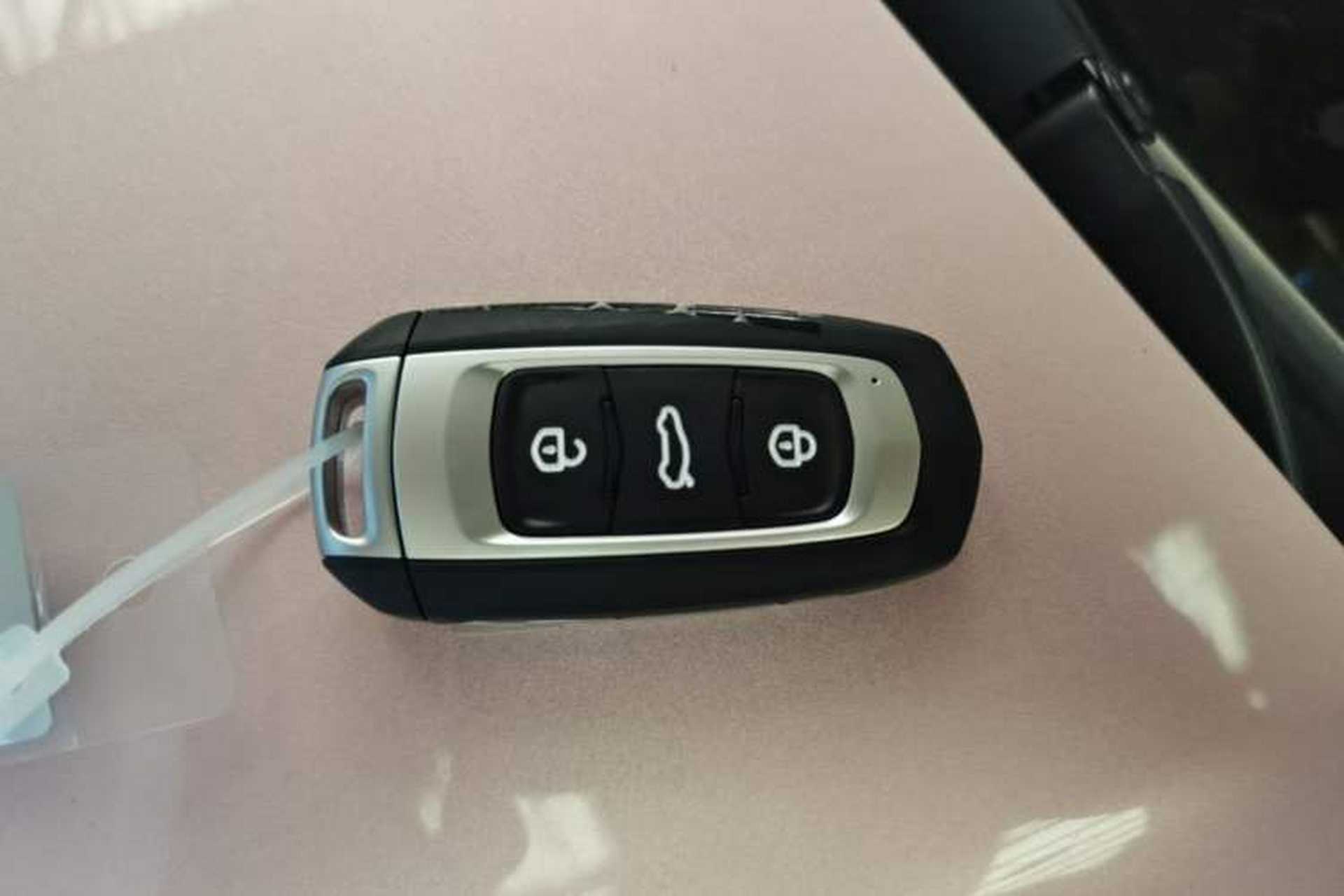 Used Geely Galaxy Panda 2025 210 km – Yuanqi Bear Vehicle Key