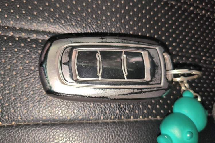 Used Geely Galaxy Panda 2025 210 km – Yuanqi Bear Vehicle Key