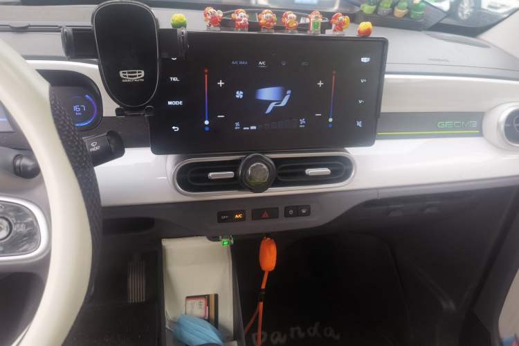 Used Geely Galaxy Panda 2025 210km Panda Kart Audio And AC Panel