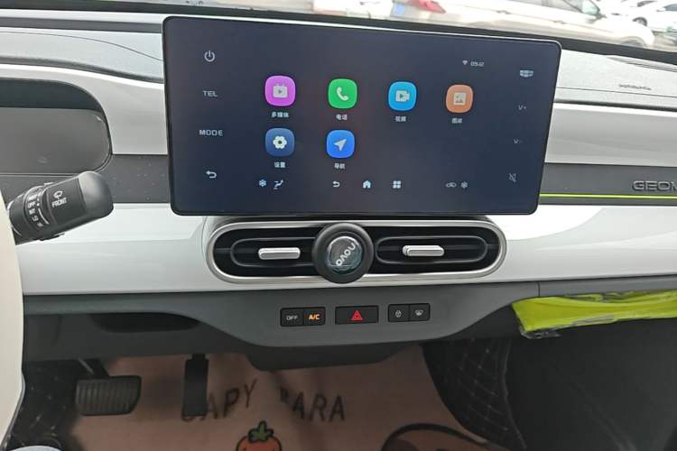 Used Geely Galaxy Panda 2025 210km Panda Kart Audio And AC Panel