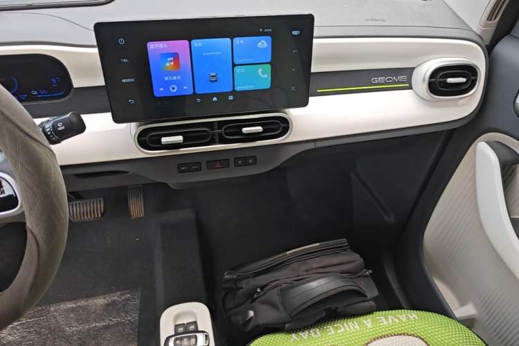 Used Geely Galaxy Panda 2025 210km Panda Kart Audio And AC Panel