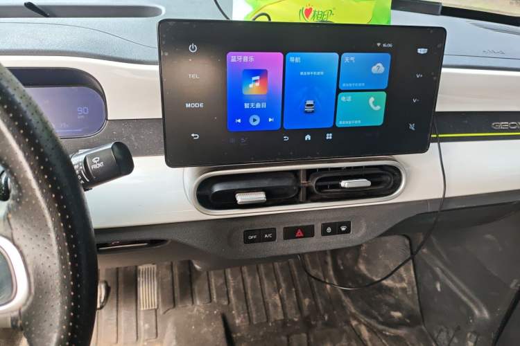 Used Geely Galaxy Panda 2025 210 km – Yuanqi Bear Audio And AC Panel