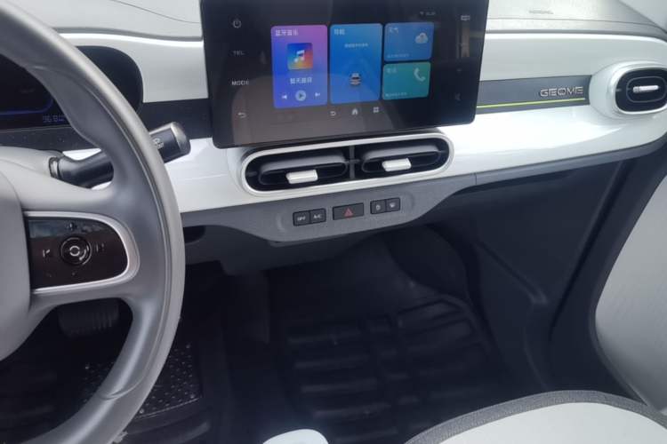 Used Geely Galaxy Panda 2025 210 km – Yuanqi Bear Audio And AC Panel