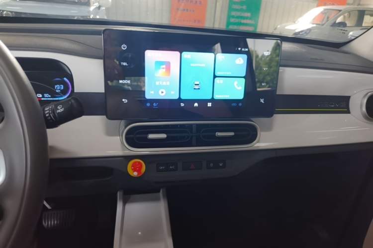 Used Geely Galaxy Panda 2025 210km Panda Kart Audio And AC Panel