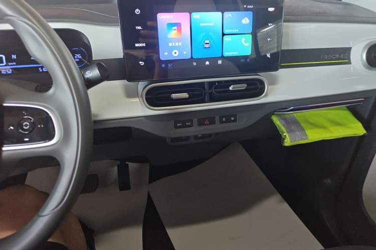 Used Geely Galaxy Panda 2025 210km Panda Kart Audio And AC Panel