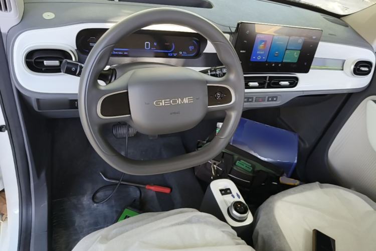 Used Geely Galaxy Panda 2025 210 km – Yuanqi Bear Center Console