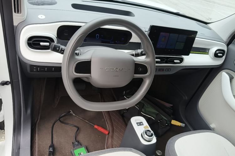 Used Geely Galaxy Panda 2025 210 km – Yuanqi Bear Center Console