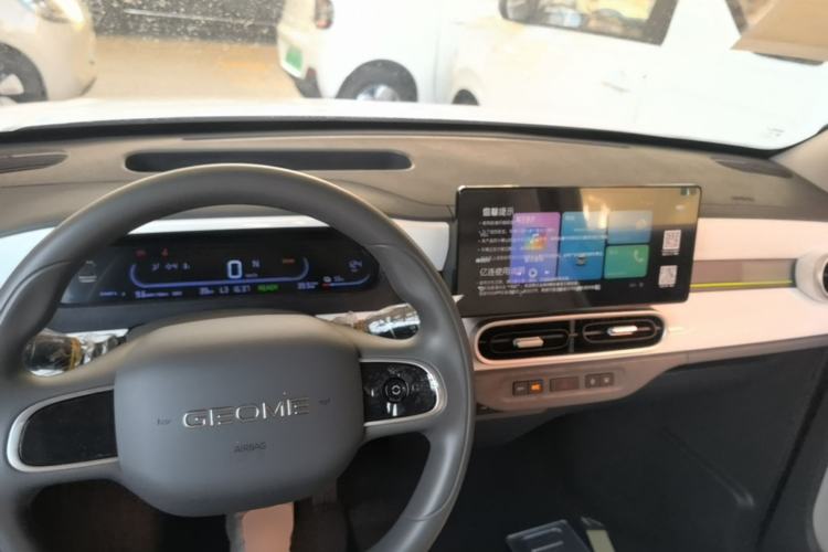 Used Geely Galaxy Panda 2025 210 km – Yuanqi Bear Center Console