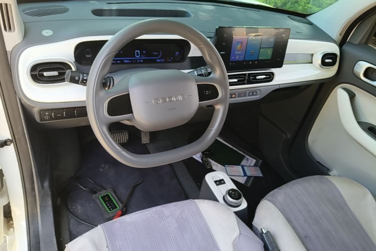 Used Geely Galaxy Panda 2025 210 km – Yuanqi Bear Center Console