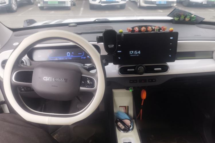 Used Geely Galaxy Panda 2025 210km Panda Kart Center Console