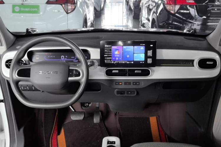 Used Geely Galaxy Panda 2025 210km Panda Kart Center Console