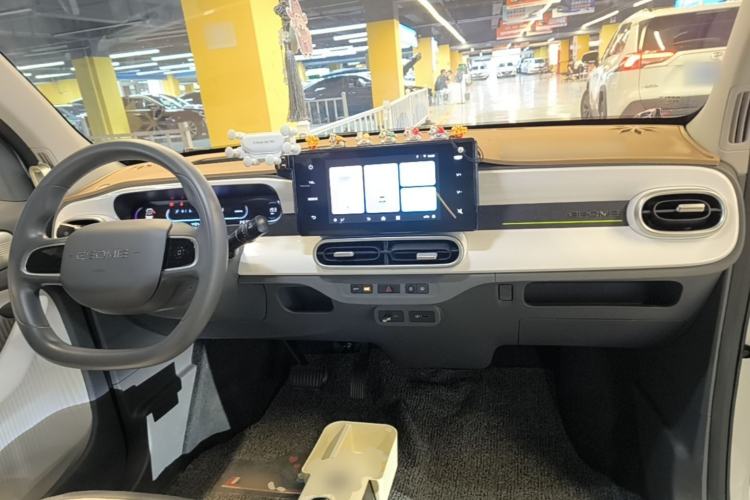 Used Geely Galaxy Panda 2025 210km Panda Kart Center Console
