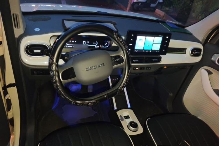 Used Geely Galaxy Panda 2025 210 km – Yuanqi Bear Center Console