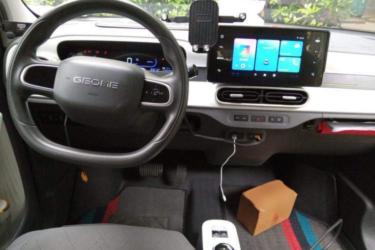 Used Geely Galaxy Panda 2025 210 km – Yuanqi Bear Center Console