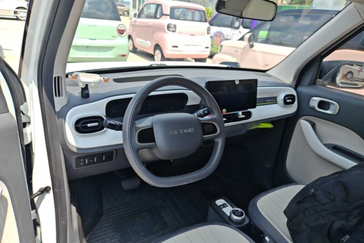 Used Geely Galaxy Panda 2025 210km Panda Kart Center Console