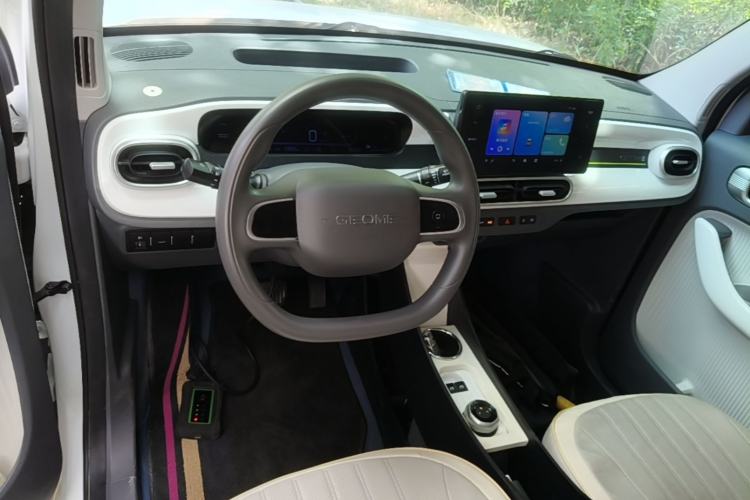 Used Geely Galaxy Panda 2025 210 km – Yuanqi Bear Center Console