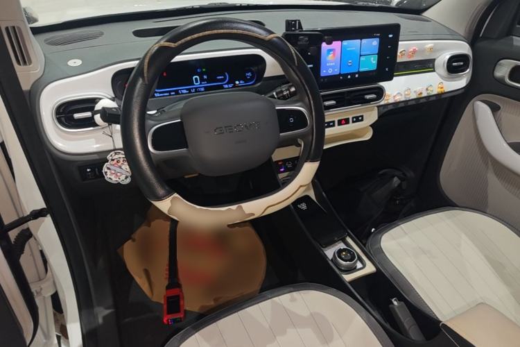 Used Geely Galaxy Panda 2025 210km Panda Kart Center Console