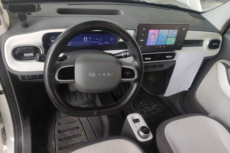 Used Geely Galaxy Panda 2025 210 km – Yuanqi Bear Center Console