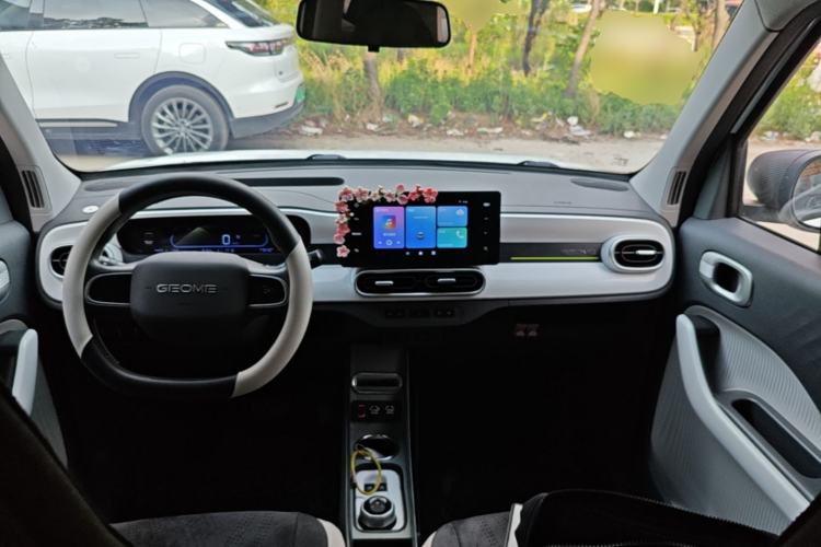 Used Geely Galaxy Panda 2025 210 km – Yuanqi Bear Center Console