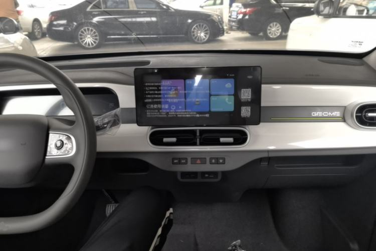 Used Geely Galaxy Panda 2025 210 km – Yuanqi Bear Center Console