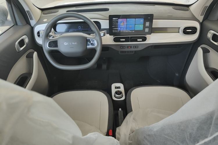 Used Geely Galaxy Panda 2025 210 km – Yuanqi Bear Center Console