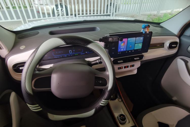 Used Geely Galaxy Panda 2025 210 km – Yuanqi Bear Center Console