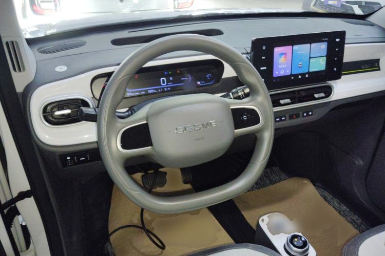 Used Geely Galaxy Panda 2025 210 km – Yuanqi Bear Center Console