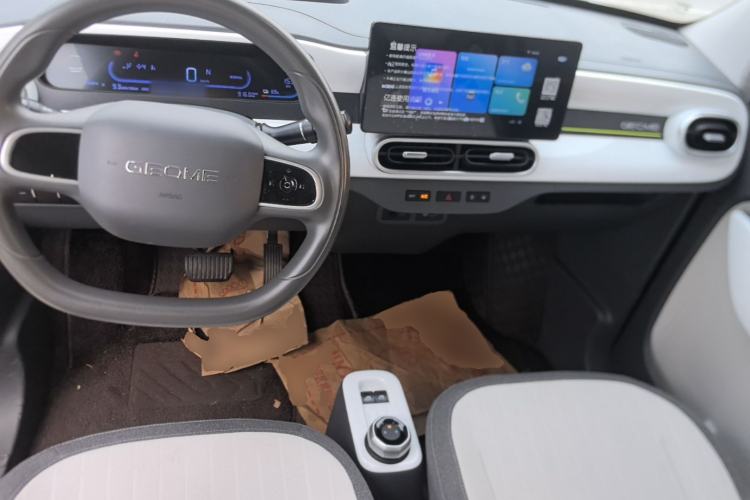 Used Geely Galaxy Panda 2025 210 km – Yuanqi Bear Center Console