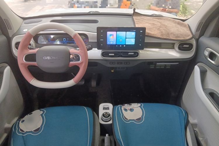 Used Geely Galaxy Panda 2025 210 km – Yuanqi Bear Center Console