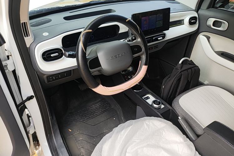 Used Geely Galaxy Panda 2025 210 km – Yuanqi Bear Center Console