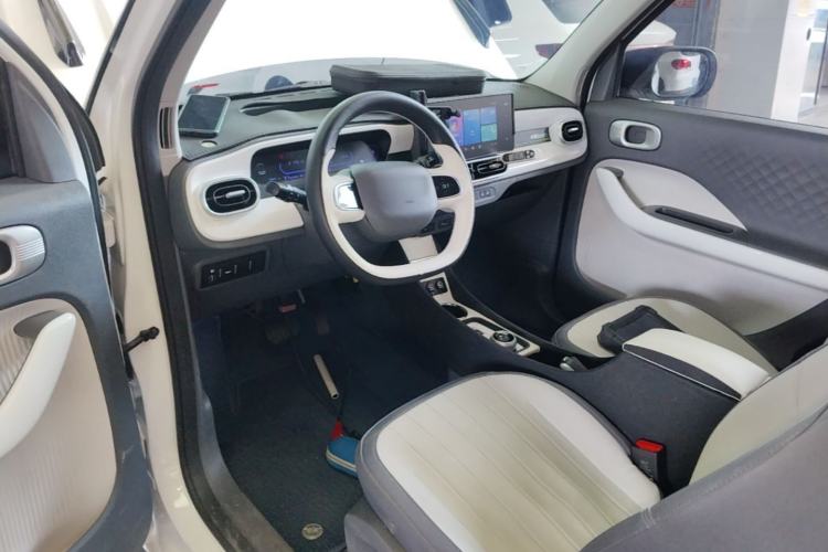 Used Geely Galaxy Panda 2025 210km Panda Kart Center Console