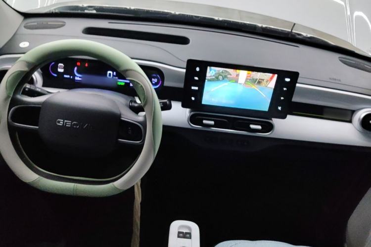 Used Geely Galaxy Panda 2025 210 km – Yuanqi Bear Center Console