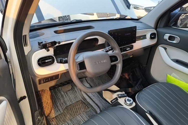 Used Geely Galaxy Panda 2025 210km Panda Kart Center Console