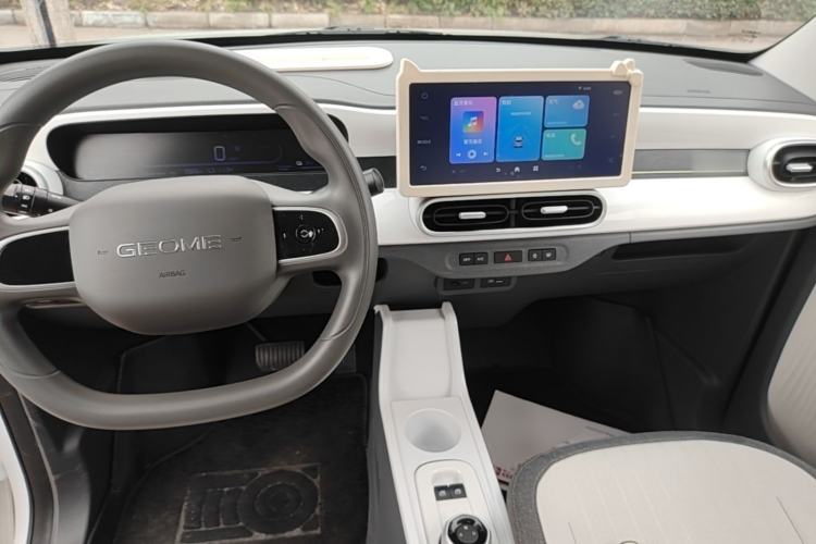 Used Geely Galaxy Panda 2025 210 km – Yuanqi Bear Center Console