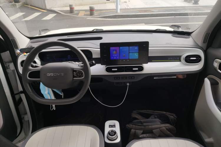 Used Geely Galaxy Panda 2025 210km Panda Kart Center Console