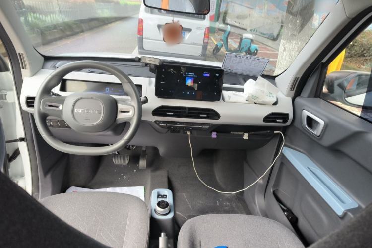 Used Geely Galaxy Panda 2025 210 km – Yuanqi Bear Center Console