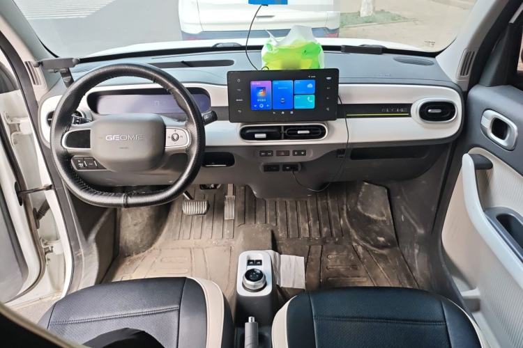 Used Geely Galaxy Panda 2025 210 km – Yuanqi Bear Center Console