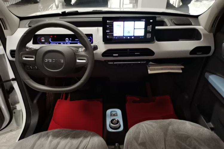 Used Geely Galaxy Panda 2025 210 km – Yuanqi Bear Center Console