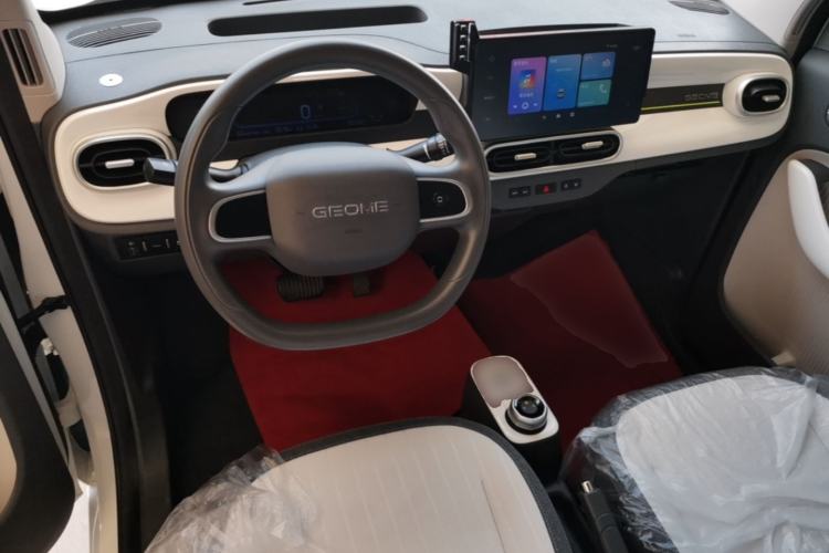 Used Geely Galaxy Panda 2025 210 km – Yuanqi Bear Center Console