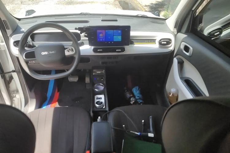 Used Geely Galaxy Panda 2025 210km Panda Kart Center Console
